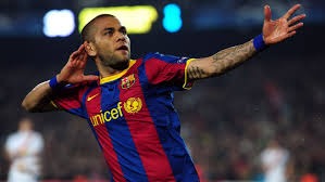 米体：米兰将500万欧买断沃克 菲利克斯将回归切