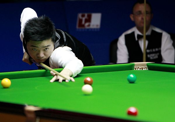 在网球比赛 在网球比赛