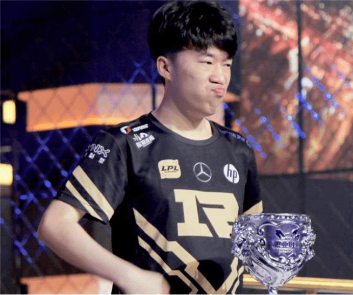 更加荟萃的 更加荟萃的