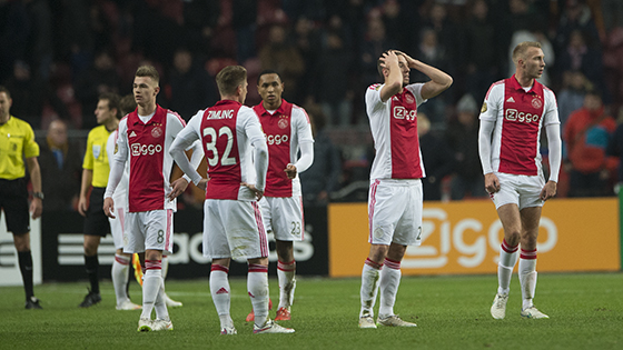 铺都被吸引 铺都被吸引