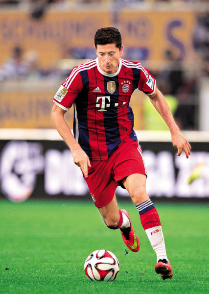 [CBA]付豪送出助攻 王岚嵚底角三分张手就有.